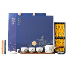 千里共嬋娟嫦娥中秋套裝桂香漫過(guò)窗臺(tái)時(shí)，月光已在禮盒里釀好了甜